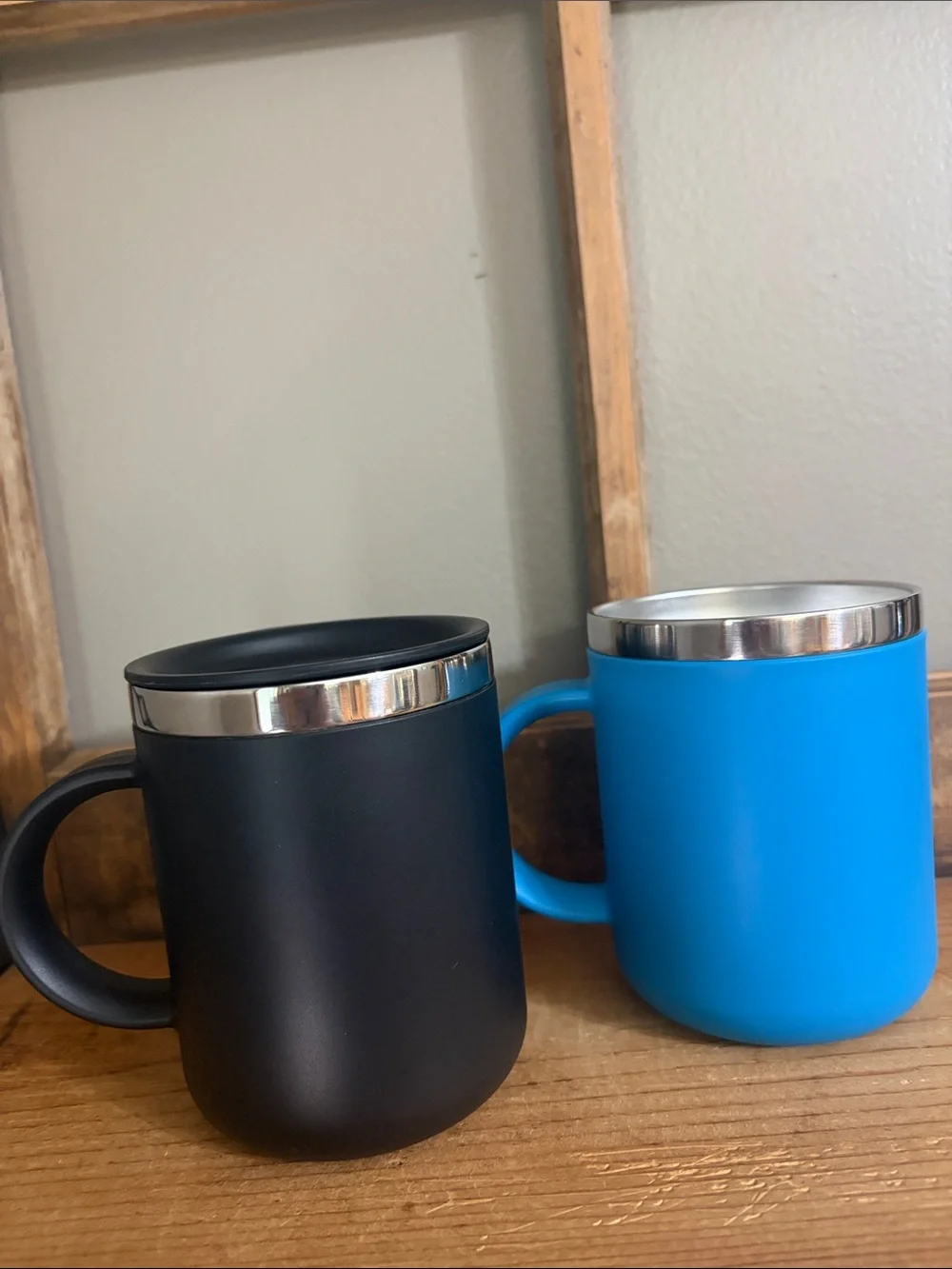 Hydro Flask Black & Blue Insulated Travel Mugs